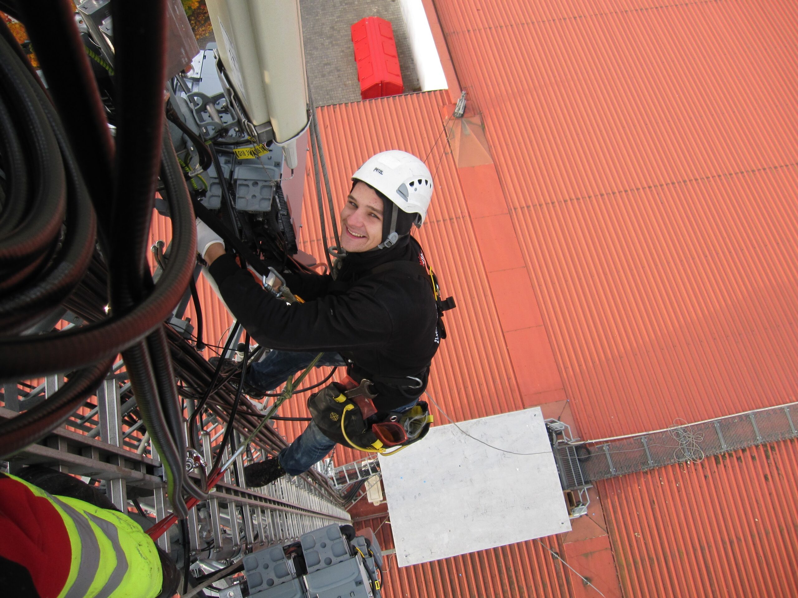 zabezpieczenia przed upadkiem z wysokości